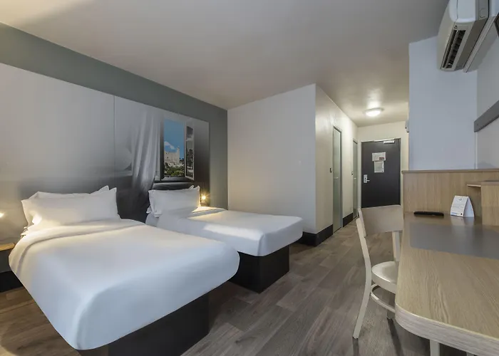 B&B Hotel Orange